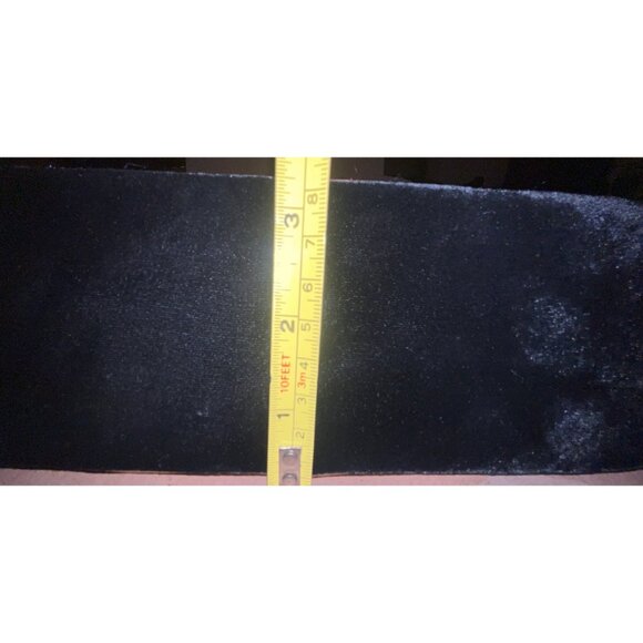 Yani Black Velvet & Gold Paisley Handbag With Decorative Straps & Elegant Detail - Picture 5 of 9